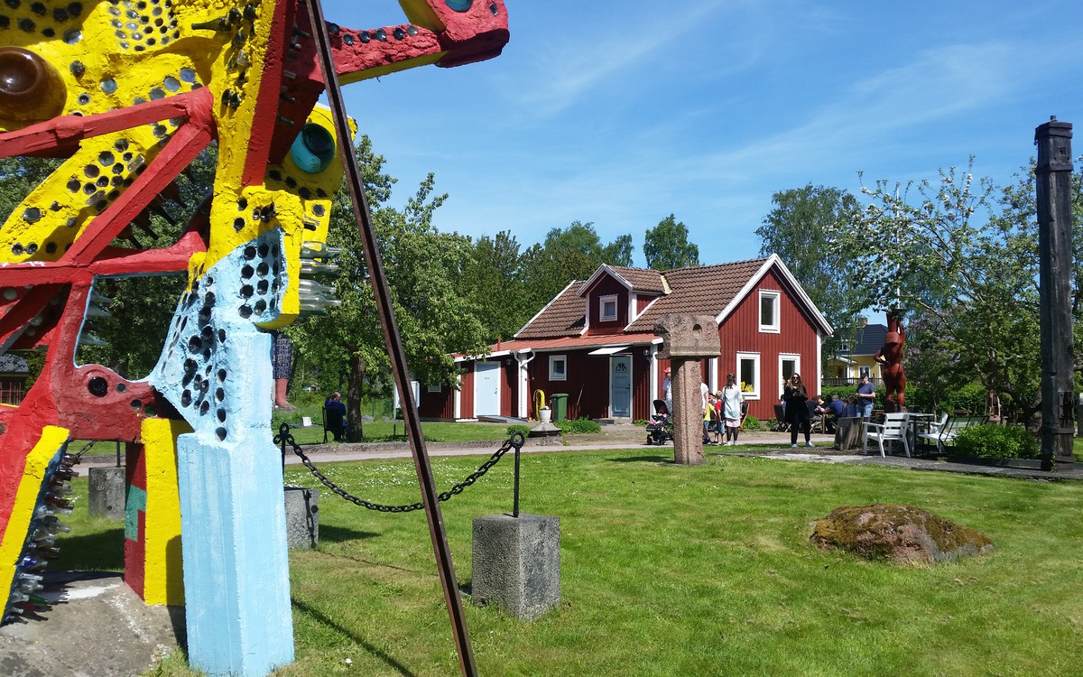 Källströmsgården i Påskallaviks trädgård.