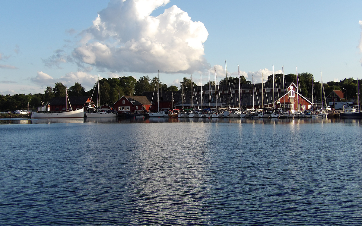 Trygg gästhamn i mysiga Påskallavik utanför Oskarshamn.