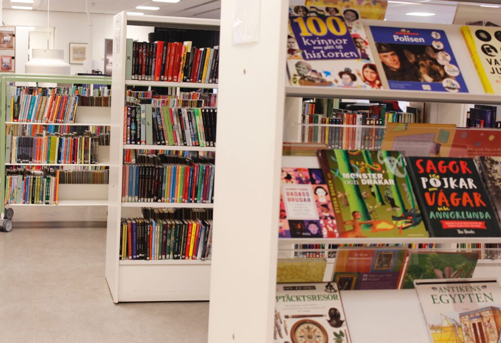 Böcker på Oskarshamns stadsbibliotek